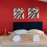 Lejlighed Theotoki Attic *