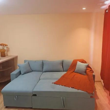 Appartement Atticstudiotheotoki