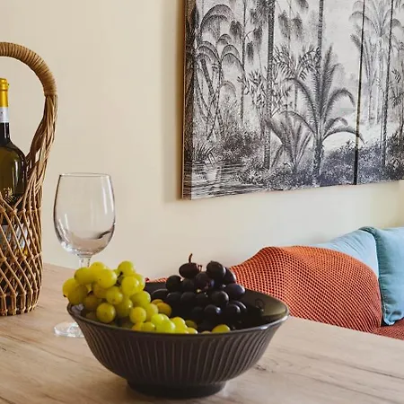 شقة Theotoki Attic *